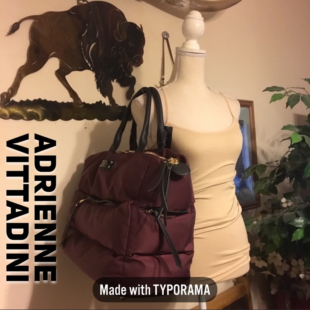 Adrienne Vittadini Quilted Puff Travel Gym Bag